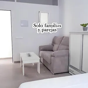 Estudios Contemporaneos Y Centricos Solo Familias Parejas Conil De La Frontera